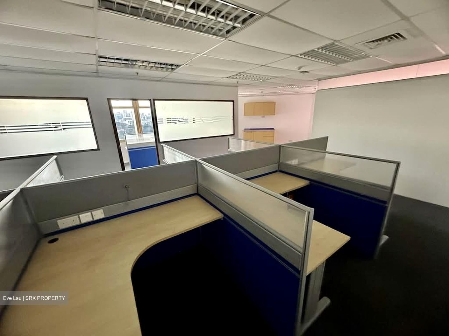 Peninsula Plaza (D6), Office #582272491